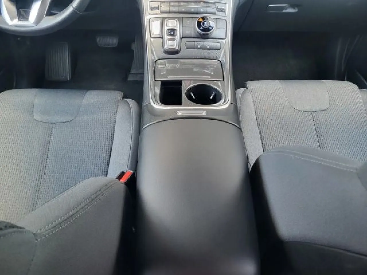 2023 Hyundai Santa Fe SEL photo 10