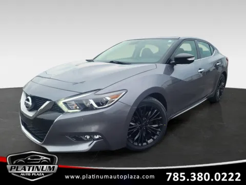 Gray 2017 Nissan Maxima Platinum for sale in Topeka, KS