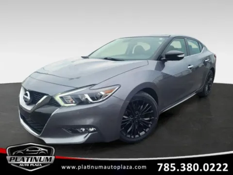 Gray 2017 Nissan Maxima Platinum for sale in Topeka, KS