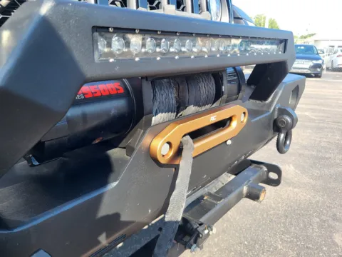 More photos of 2021 Jeep Gladiator Mojave at Platinum Auto Plaza, KS