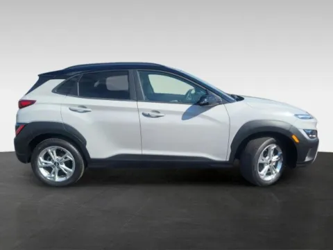 More photos of 2023 Hyundai Kona SEL at Platinum Auto Plaza, KS