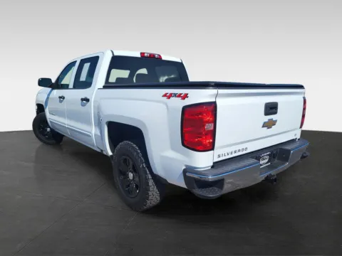 More photos of 2018 Chevrolet Silverado 1500 LT at Platinum Auto Plaza, KS