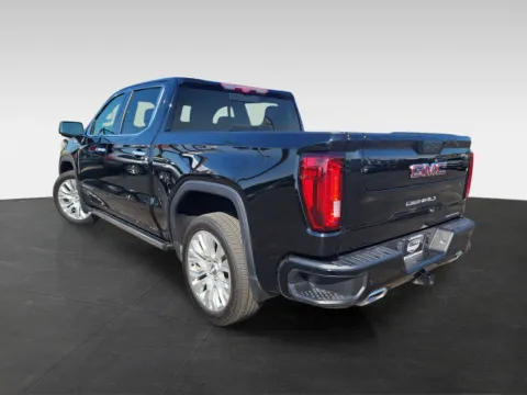 More photos of 2021 GMC Sierra 1500 Denali at Platinum Auto Plaza, KS