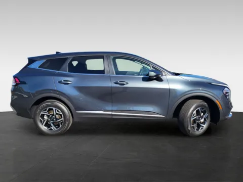 More photos of 2024 Kia Sportage LX at Platinum Auto Plaza, KS