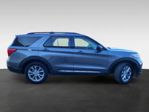 More photos of 2021 Ford Explorer XLT at Platinum Auto Plaza, KS