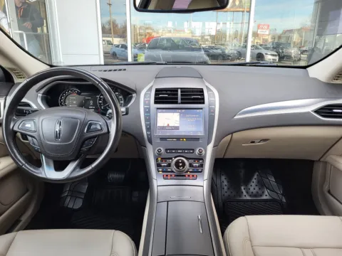 More photos of 2020 Lincoln MKZ Standard at Platinum Auto Plaza, KS