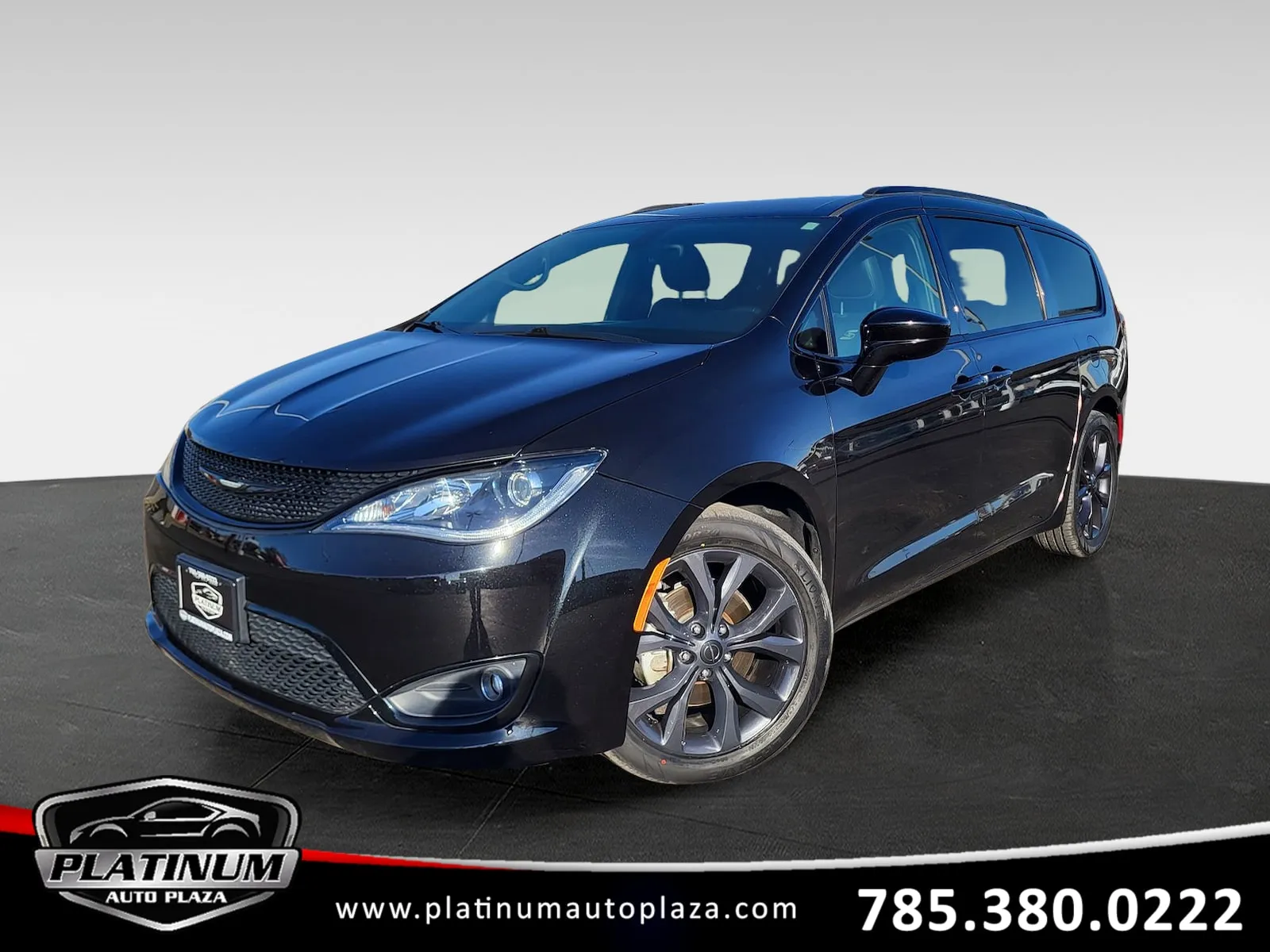2019 Chrysler Pacifica Touring L for sale in Topeka, KS