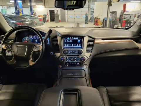 More photos of 2019 GMC Yukon Denali at Platinum Auto Plaza, KS