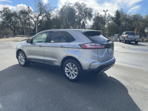 More photos of 2022 Ford Edge Titanium at Park Marina Motors, CA