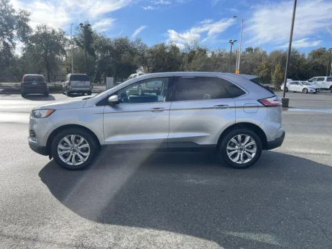 More photos of 2022 Ford Edge Titanium at Park Marina Motors, CA