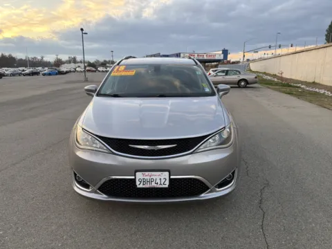 Photos of 2018 Chrysler Pacifica Touring L for sale in Redding, CA at Park Marina Motors