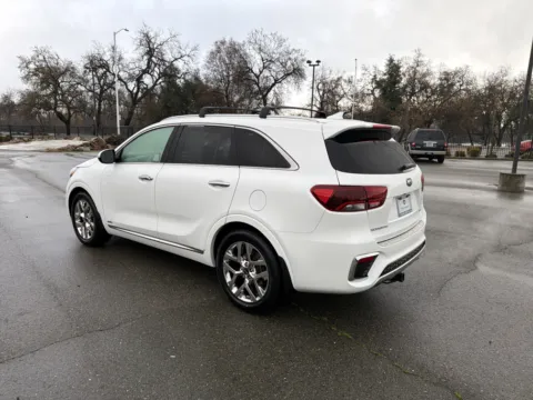 More photos of 2019 Kia Sorento SX Limited V6 at Park Marina Motors, CA