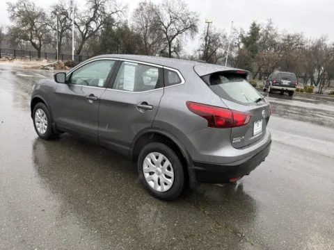 More photos of 2018 Nissan Rogue Sport S at Park Marina Motors, CA