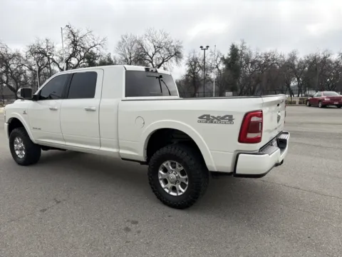 More photos of 2022 Ram 2500 Laramie at Park Marina Motors, CA