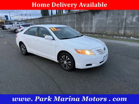 White 2009 Toyota Camry LE for sale in Redding, CA