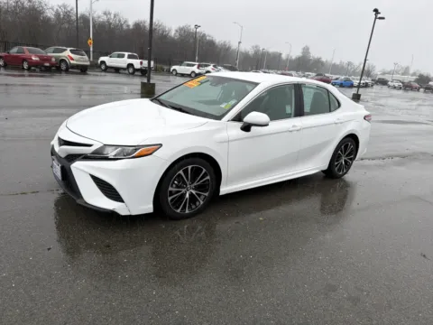 Another view of 2020 Toyota Camry SE for sale in Redding, CA at Park Marina Motors