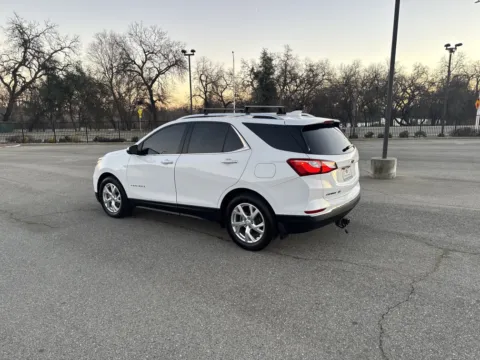 More photos of 2019 Chevrolet Equinox Premier at Park Marina Motors, CA