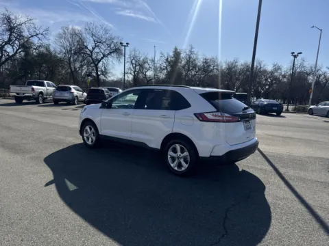 More photos of 2023 Ford Edge SE at Park Marina Motors, CA