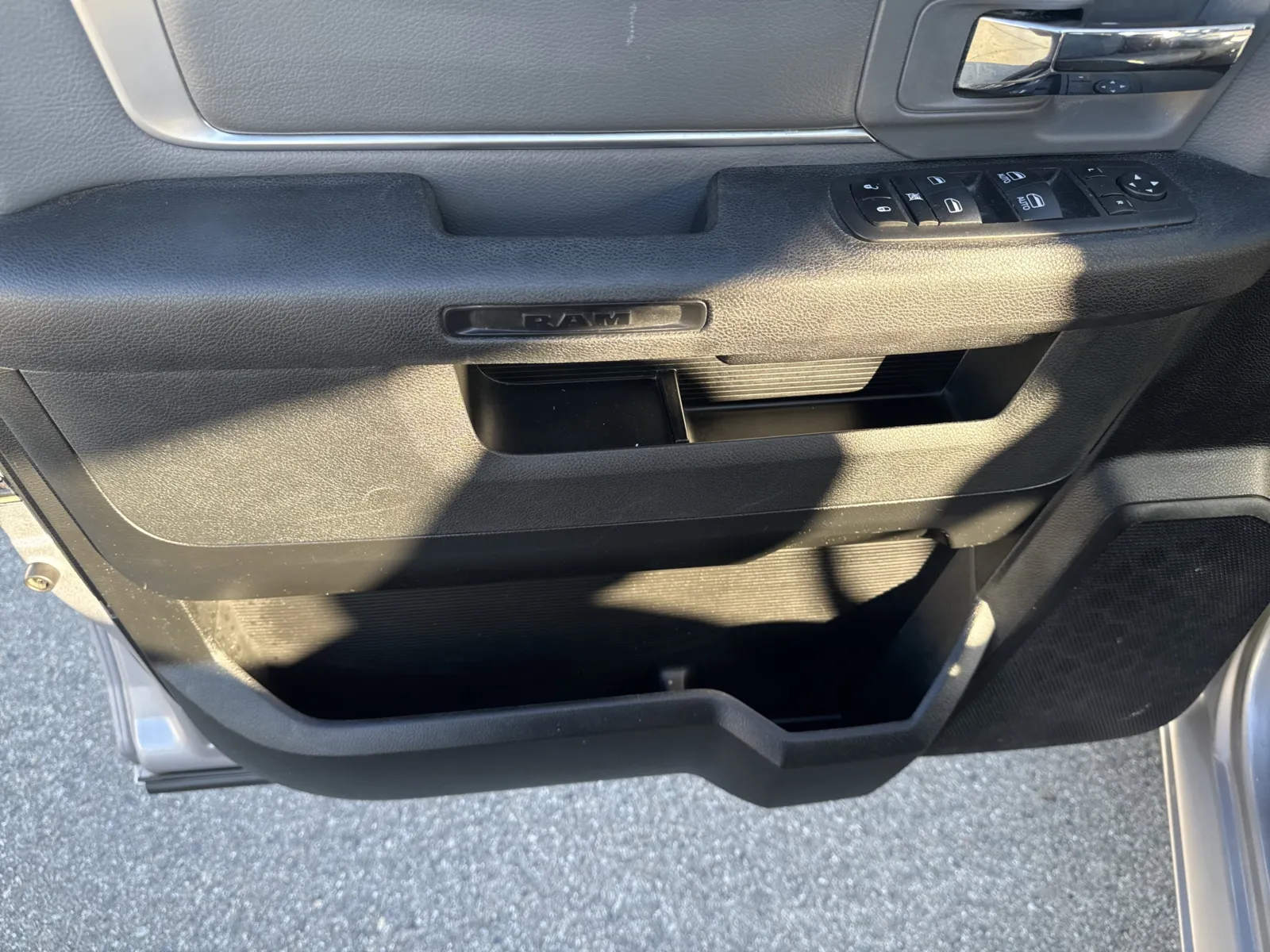2024 RAM Ram 1500 Classic SLT - Photo 12