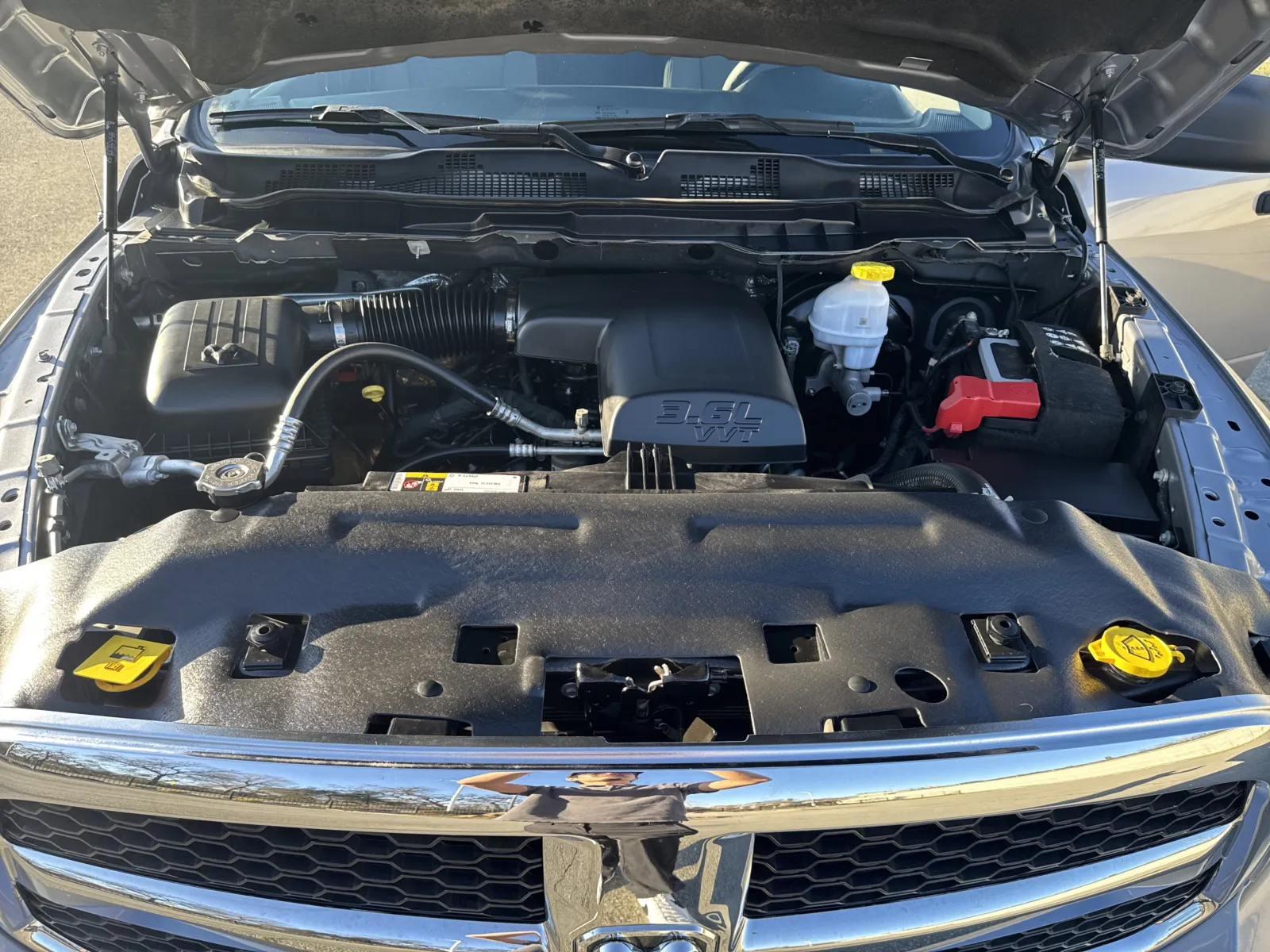 2024 RAM Ram 1500 Classic SLT - Photo 27