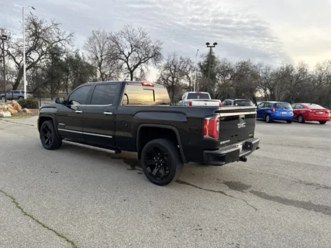 More photos of 2017 GMC Sierra 1500 Denali at Park Marina Motors, CA