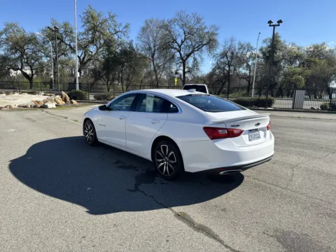 More photos of 2022 Chevrolet Malibu RS at Park Marina Motors, CA