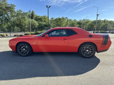 More photos of 2016 Dodge Challenger R/T Scat Pack at Park Marina Motors, CA