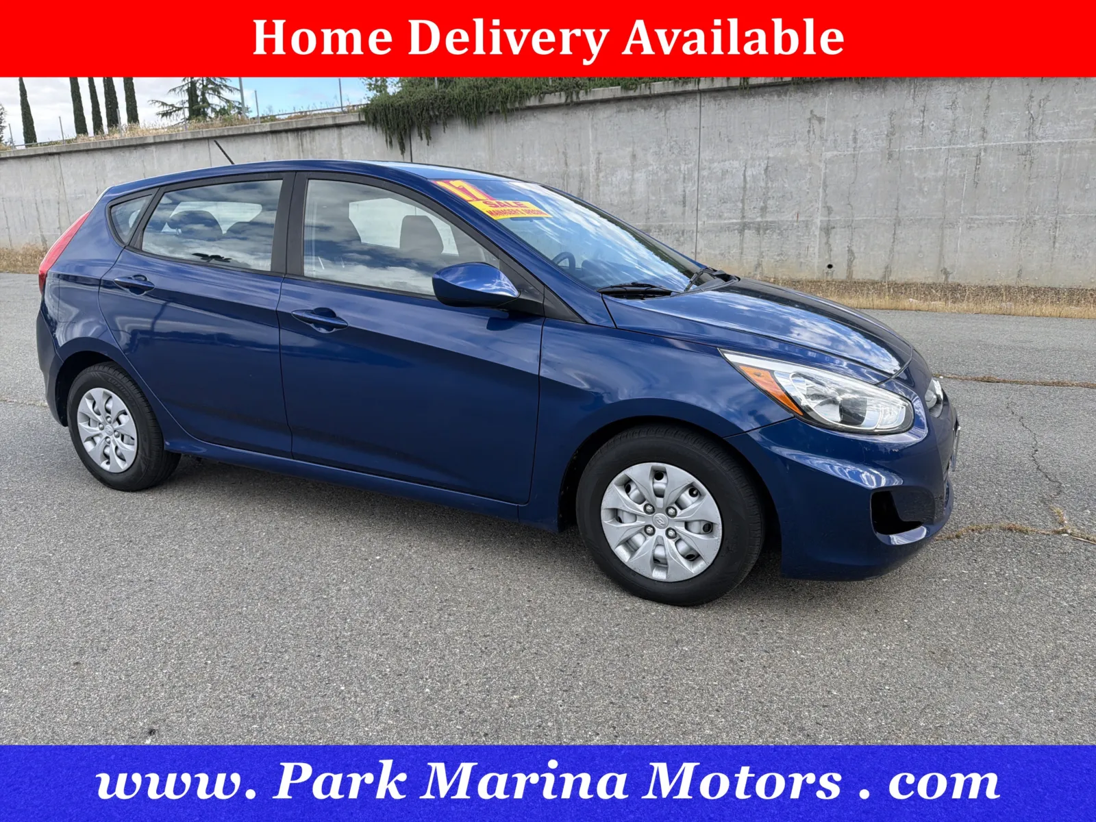 Blue 2017 Hyundai Accent SE for sale in Redding, CA