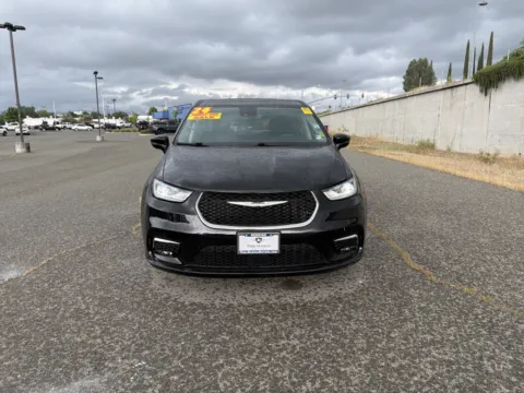 Photos of 2024 Chrysler Pacifica Touring L for sale in Redding, CA at Park Marina Motors