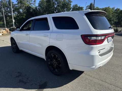 More photos of 2022 Dodge Durango SXT at Park Marina Motors, CA