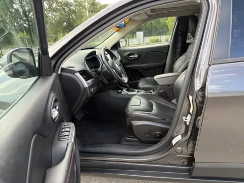 More photos of 2016 Jeep Cherokee Trailhawk at Park Marina Motors, CA