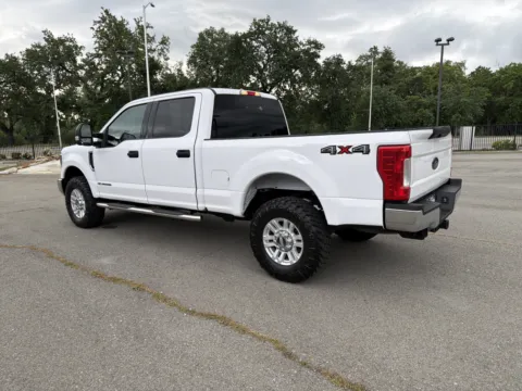 More photos of 2018 Ford Super Duty F-250 SRW at Park Marina Motors, CA