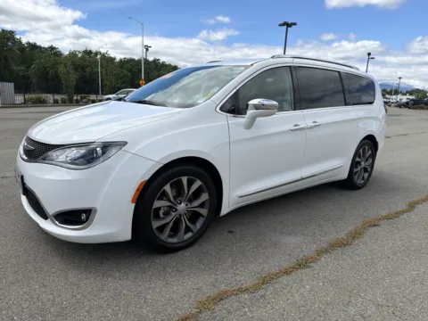 Another view of 2017 Chrysler Pacifica Limited for sale in Redding, CA at Park Marina Motors