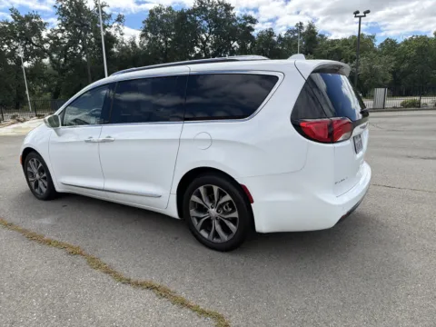 More photos of 2017 Chrysler Pacifica Limited at Park Marina Motors, CA
