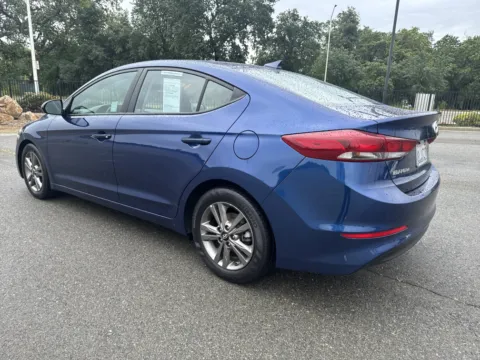 More photos of 2018 Hyundai Elantra SEL at Park Marina Motors, CA