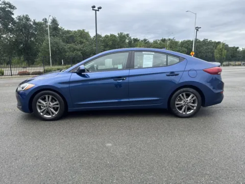 More photos of 2018 Hyundai Elantra SEL at Park Marina Motors, CA