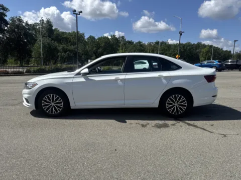 More photos of 2021 Volkswagen Jetta S at Park Marina Motors, CA