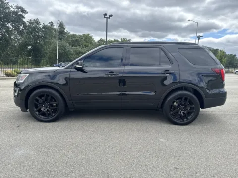 More photos of 2016 Ford Explorer Sport at Park Marina Motors, CA