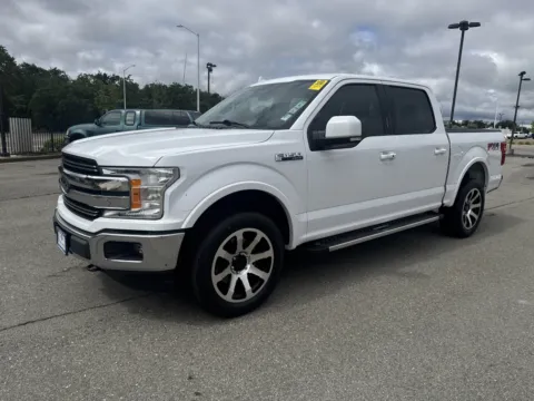 More photos of 2018 Ford F-150 at Park Marina Motors, CA