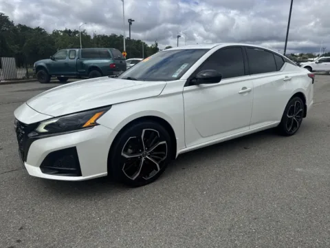 Another view of 2023 Nissan Altima 2.5 SR for sale in Redding, CA at Park Marina Motors
