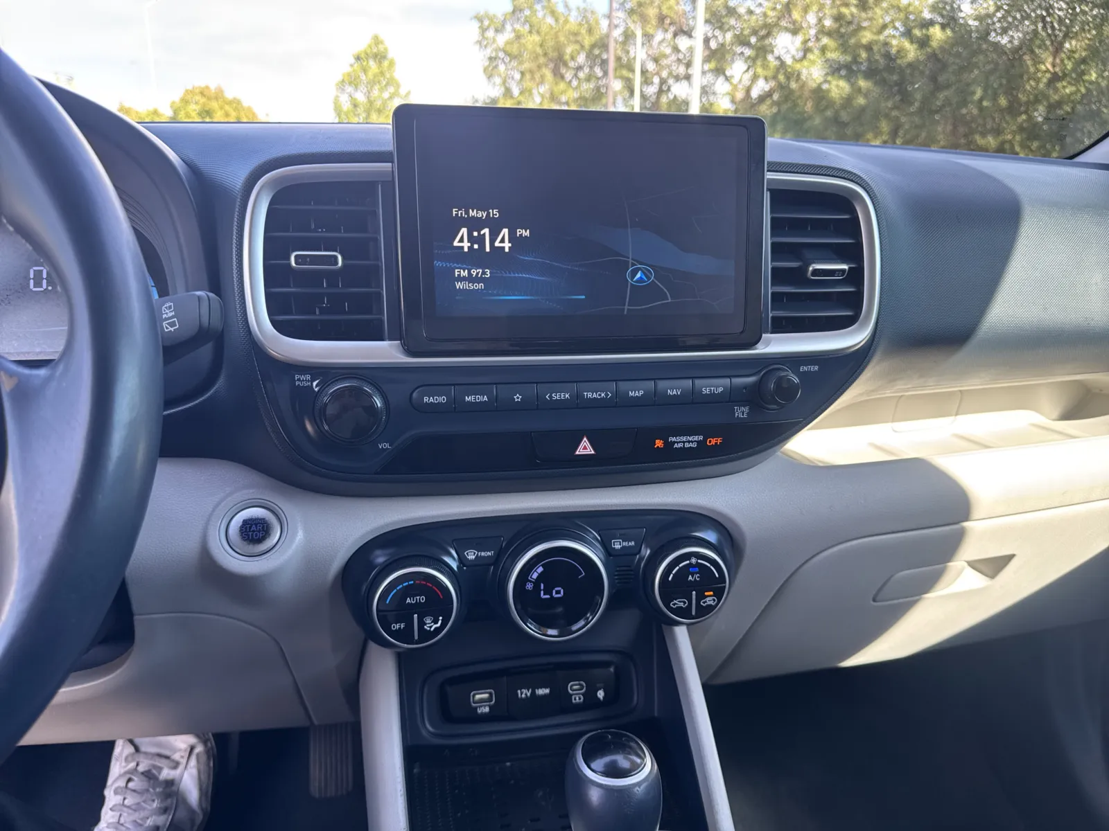2023 Hyundai Venue Limited - Photo 21