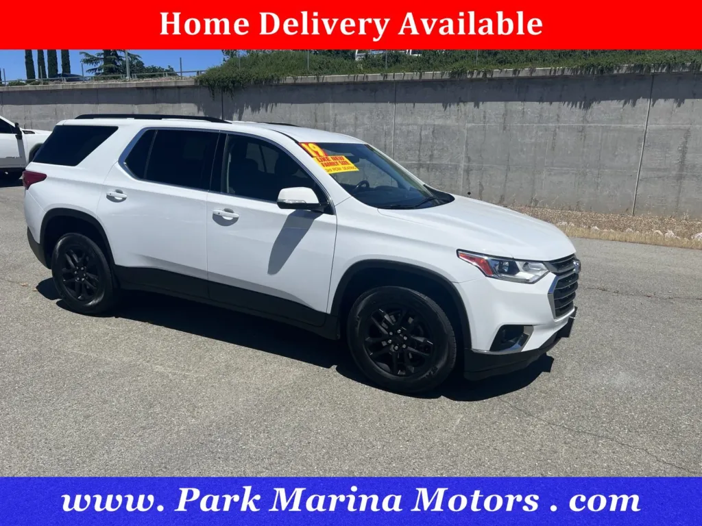 2019 Chevrolet Traverse LT Cloth for sale in Redding, CA