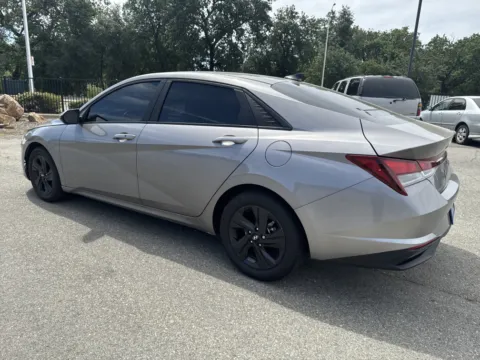More photos of 2022 Hyundai Elantra SEL at Park Marina Motors, CA