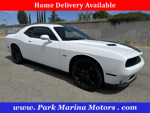 White 2016 Dodge Challenger R/T for sale in Redding, CA
