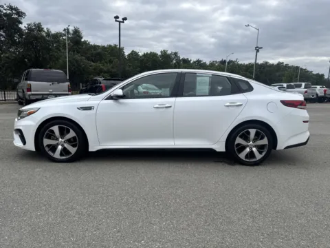 More photos of 2019 Kia Optima S at Park Marina Motors, CA