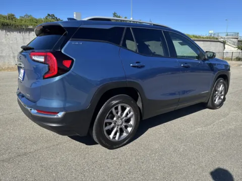 More photos of 2024 GMC Terrain SLT at Park Marina Motors, CA
