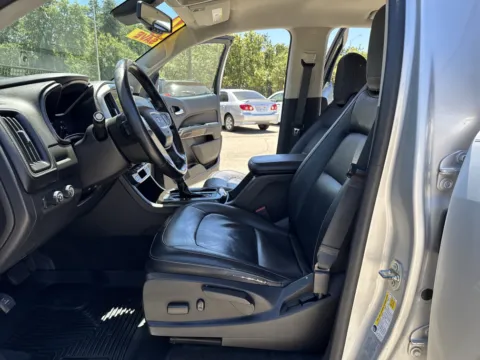 More photos of 2016 GMC Canyon 4WD SLT at Park Marina Motors, CA