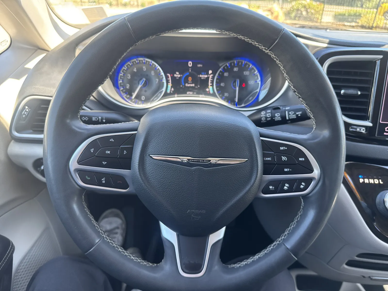 2022 Chrysler Pacifica Touring L - Photo 16