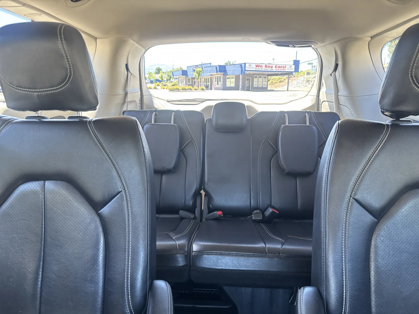 2022 Chrysler Pacifica Touring L - Photo 23