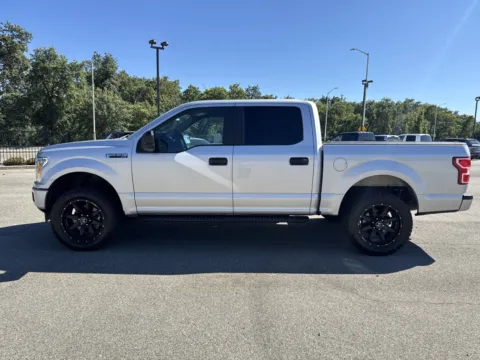 More photos of 2018 Ford F-150 at Park Marina Motors, CA